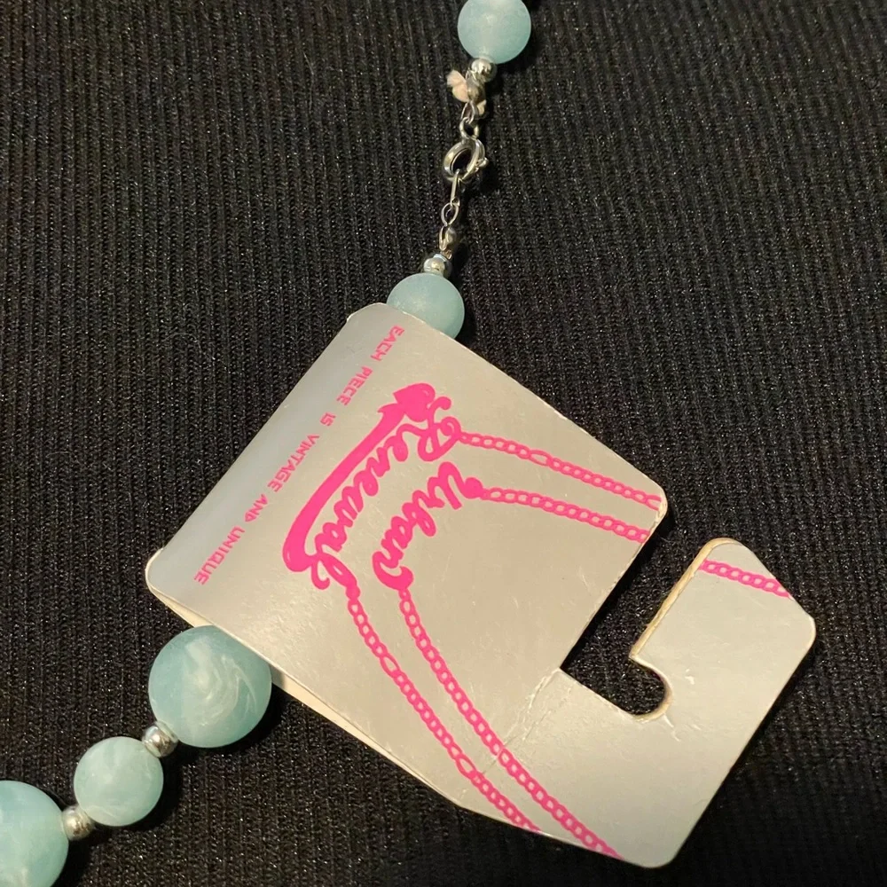 ✨HP!✨⏰ NWT Urban Renewal Beaded Vintage Necklace in Marbled Blue - Picture 5 of 5